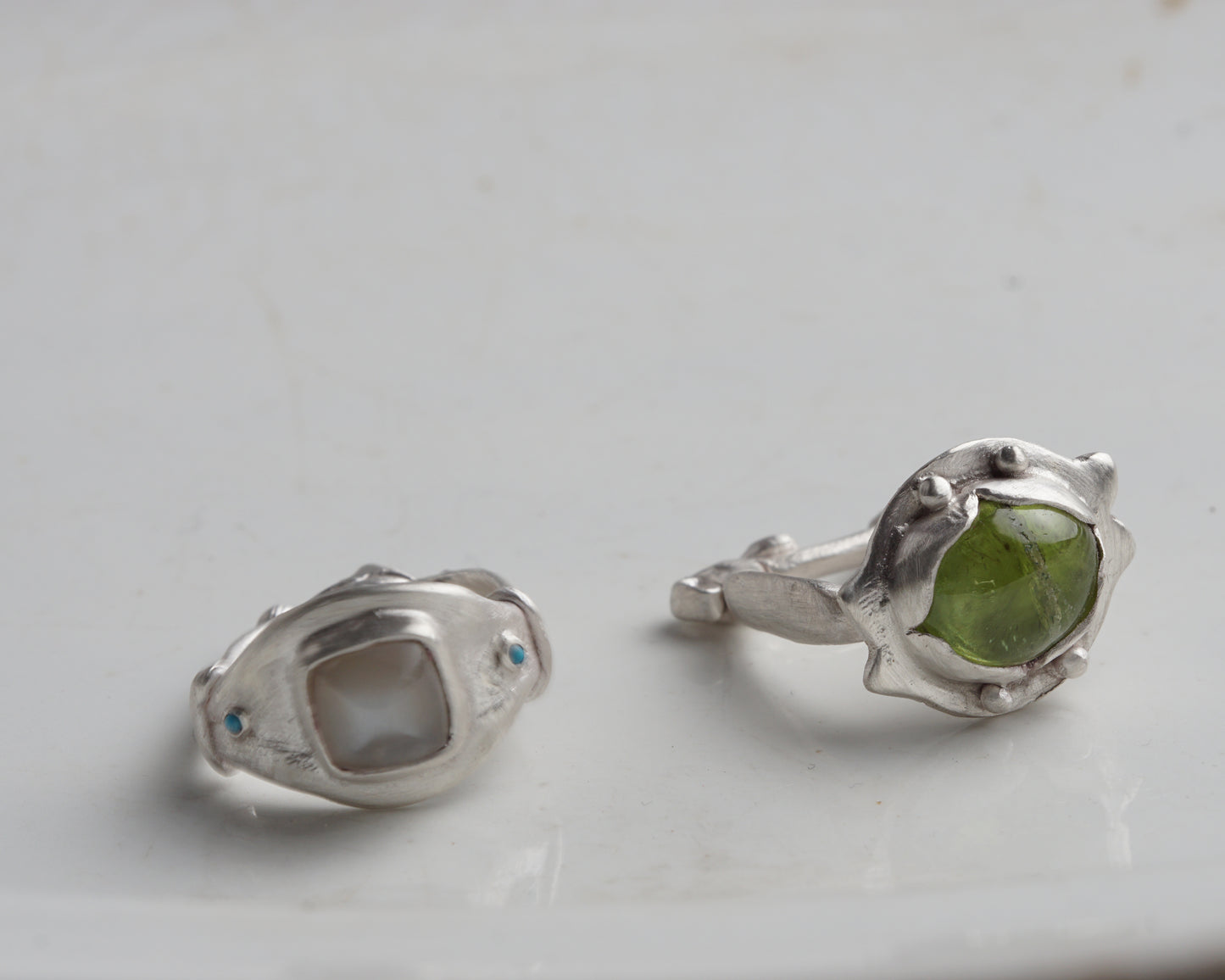 Verdant Peridot Sculptural Ring