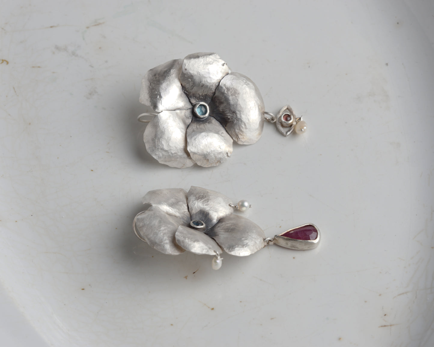 Heartsease Flower Earrings