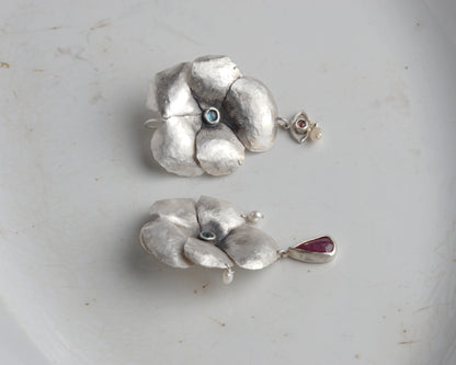 Heartsease Flower Earrings