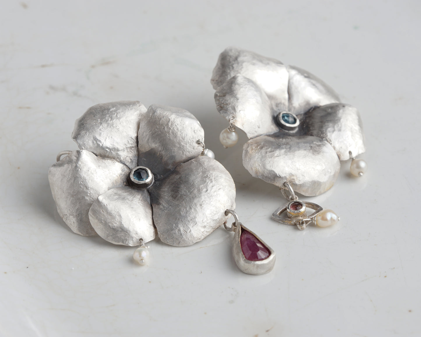 Heartsease Flower Earrings