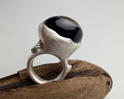 The Agate Guardian Ring