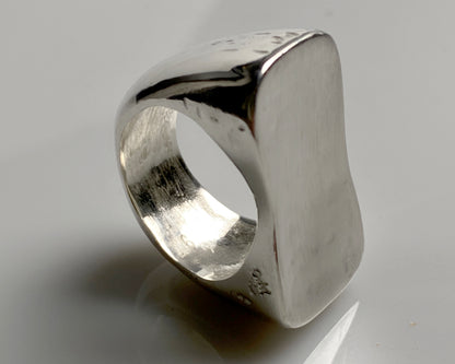 Anillo Signet de Dualidad