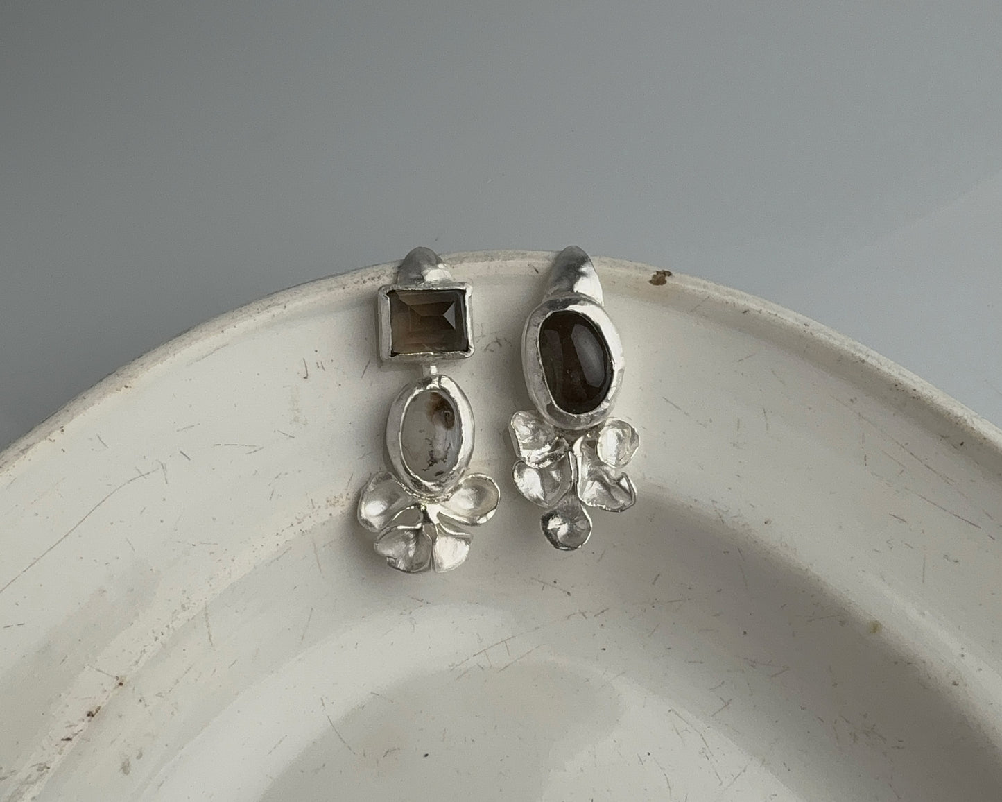 Smoky Balance Earrings